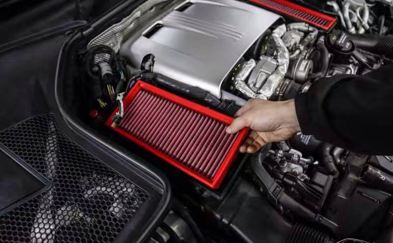 Panelový sportovní filtr BMC pro automobily